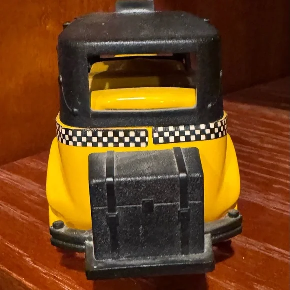 Vintage 1926 Checkered Cab AVON After Shave Bottle - Picture 3 of 6